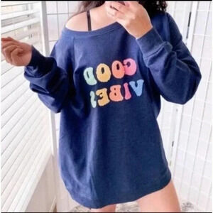 WILDFOX Size S Women's Statement Sweatshirt In Blue Good Vibes